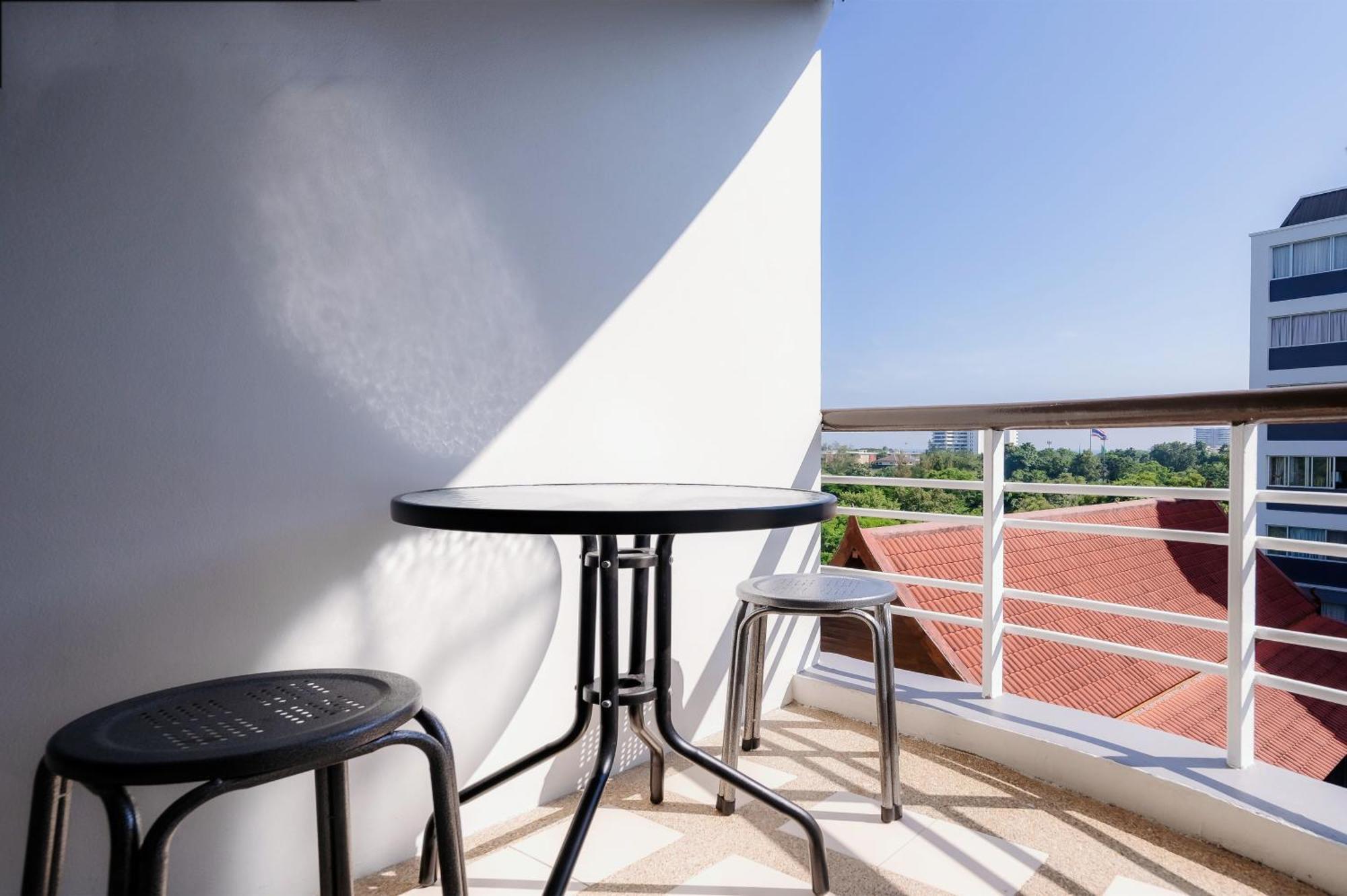 Soi 7 Hua Hin-Happy Rent Aparthotel Rom bilde