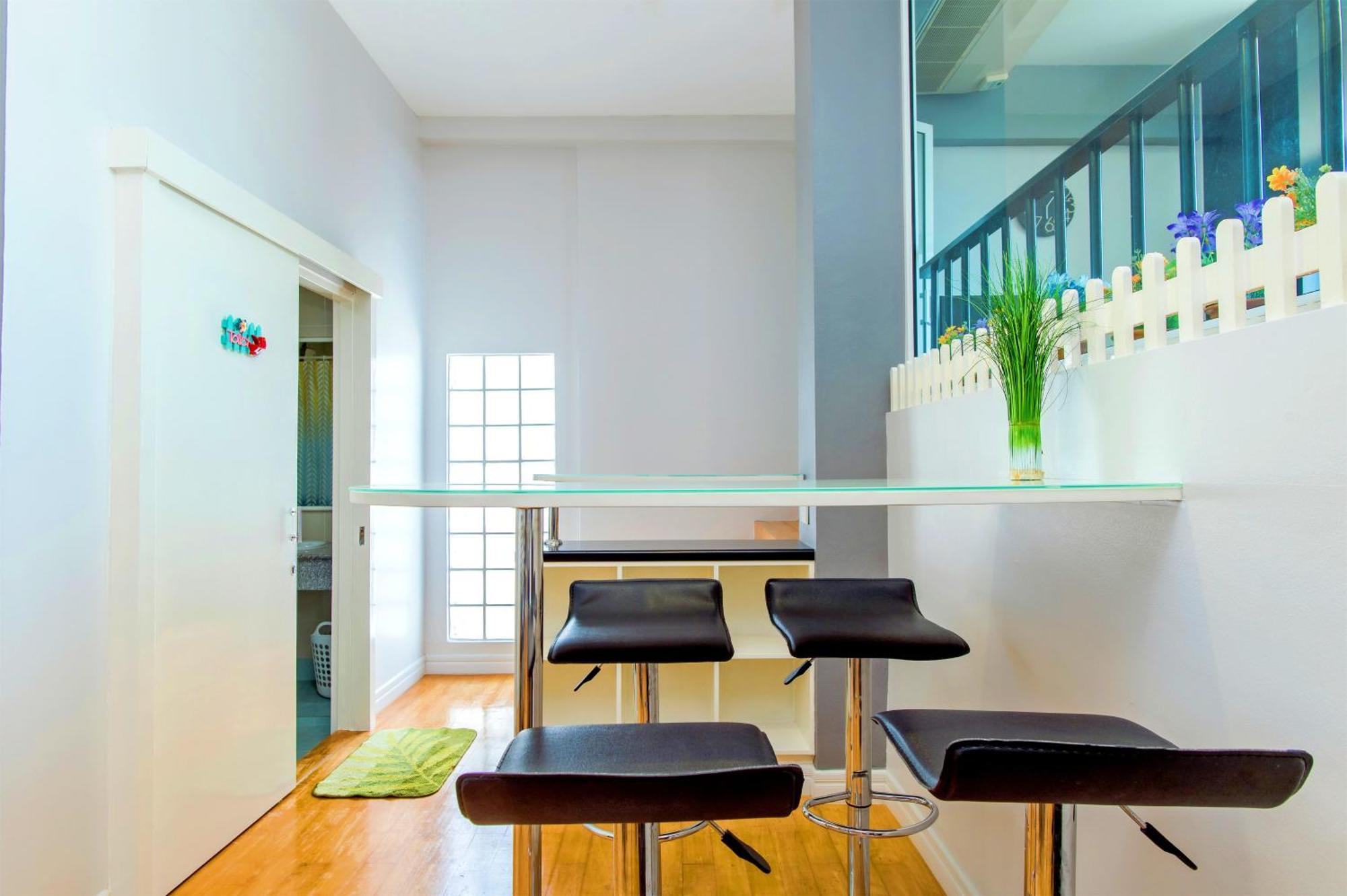 Soi 7 Hua Hin-Happy Rent Aparthotel Rom bilde